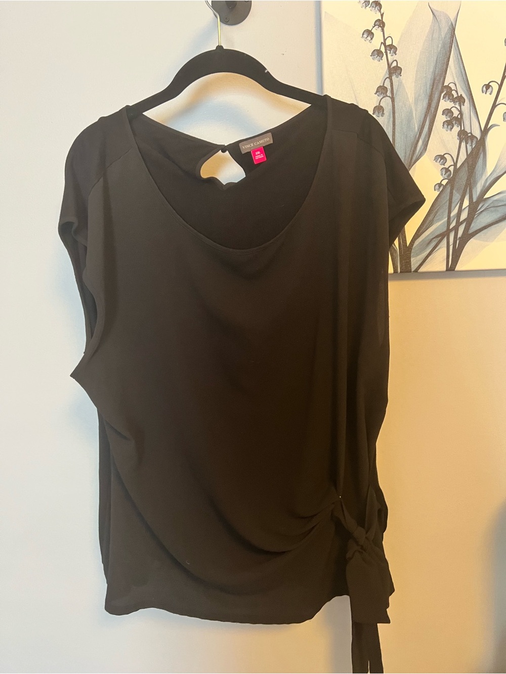 Vince Camuto Black Short Sleeve Side-Tie Blouse